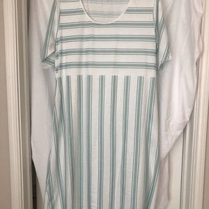 Plus size knit dress 2XL never worn